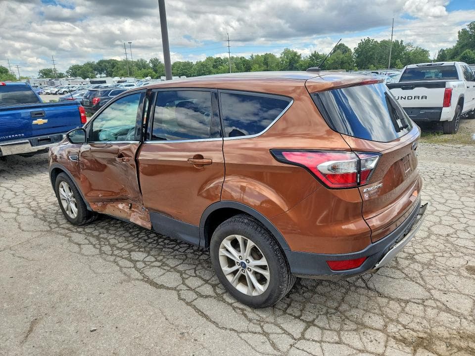 2017 FORD ESCAPE SE 2