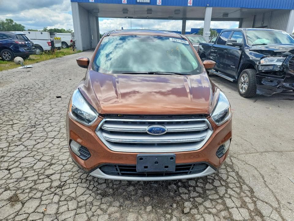 2017 FORD ESCAPE SE 5