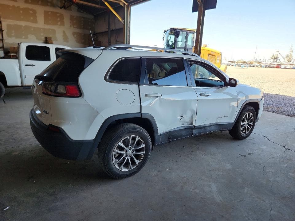 2020 JEEP CHEROKEE LATITUDE PLUS 3