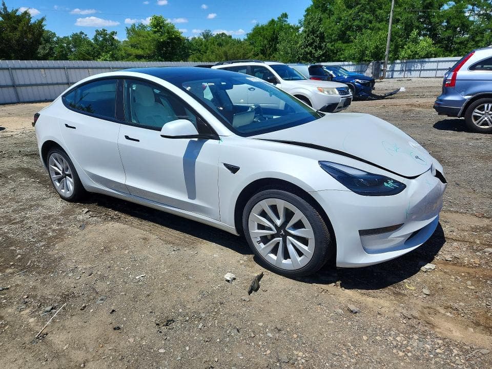 2023 TESLA MODEL 3 4