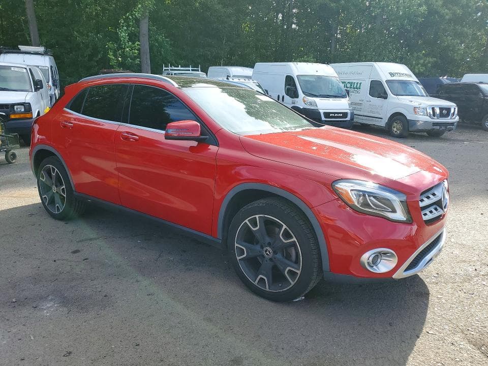 2019 MERCEDES-BENZ GLA 250 4