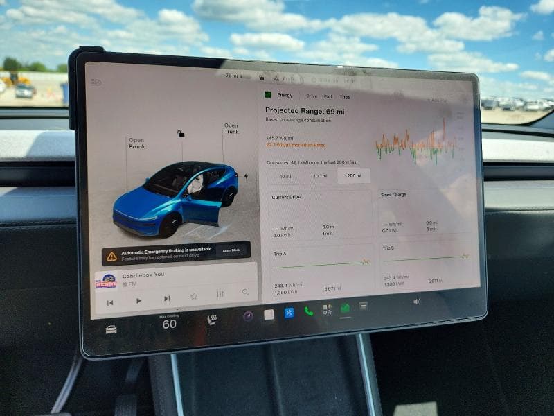 2026 TESLA MODEL Y 9