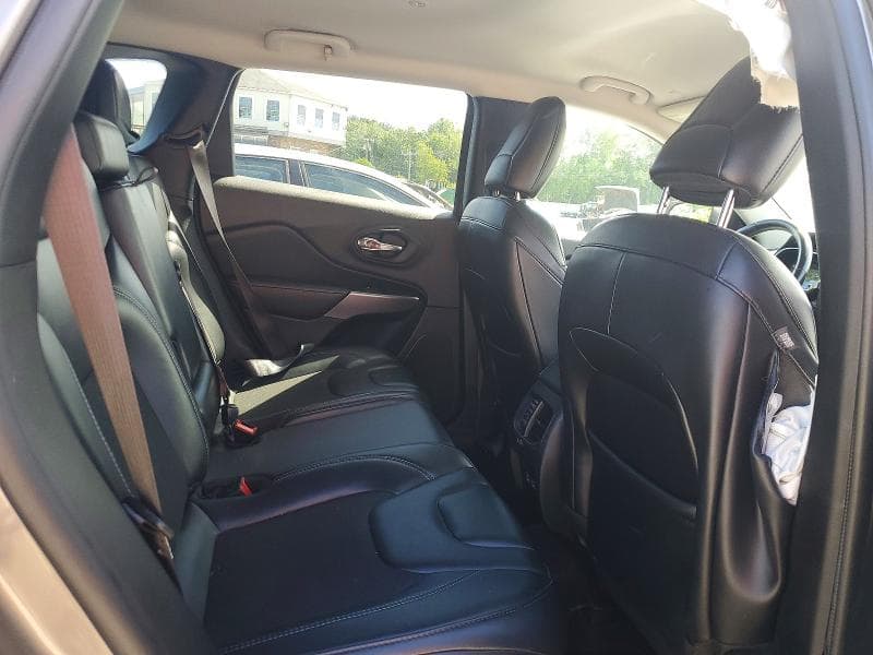 2021 JEEP CHEROKEE LATITUDE PLUS 11