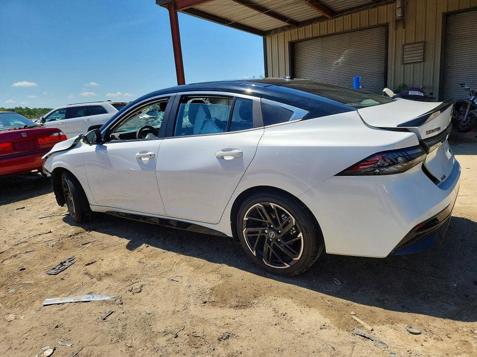 2026 NISSAN SENTRA SR 2