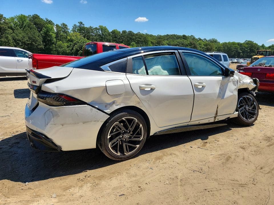 2026 NISSAN SENTRA SR 3