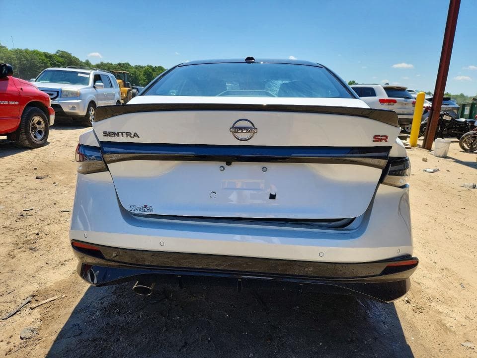 2026 NISSAN SENTRA SR 6