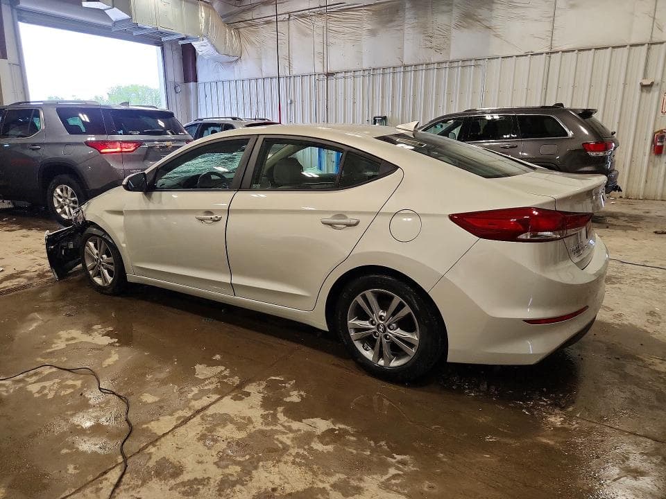2017 HYUNDAI ELANTRA SE 2