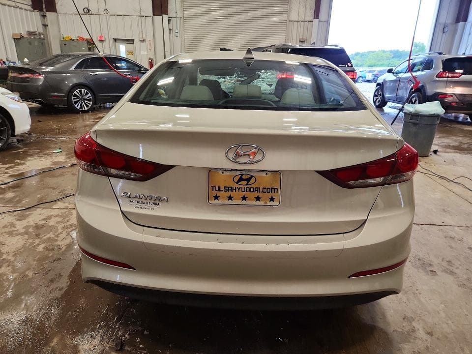 2017 HYUNDAI ELANTRA SE 6