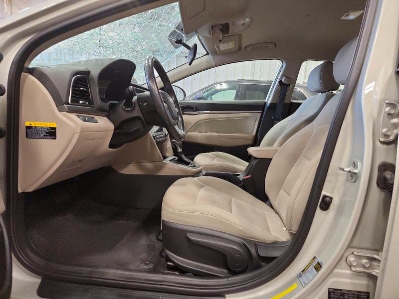 2017 HYUNDAI ELANTRA SE 7