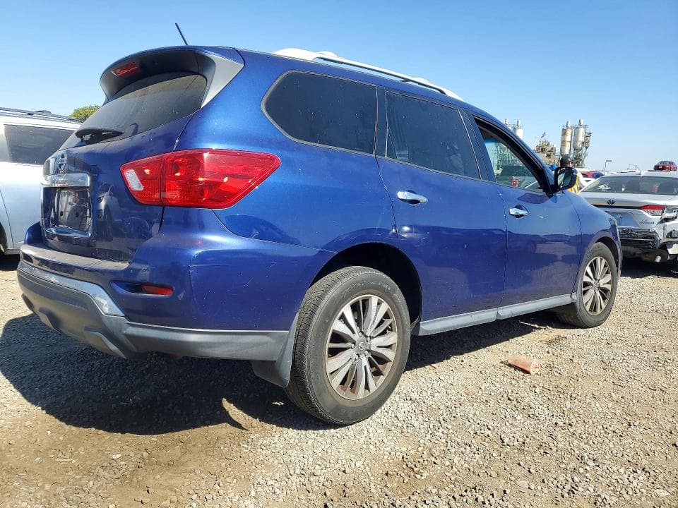 2017 NISSAN PATHFINDER S 3