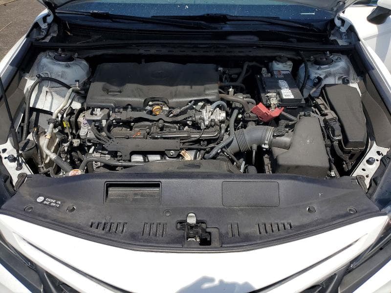 2021 TOYOTA CAMRY SE 11