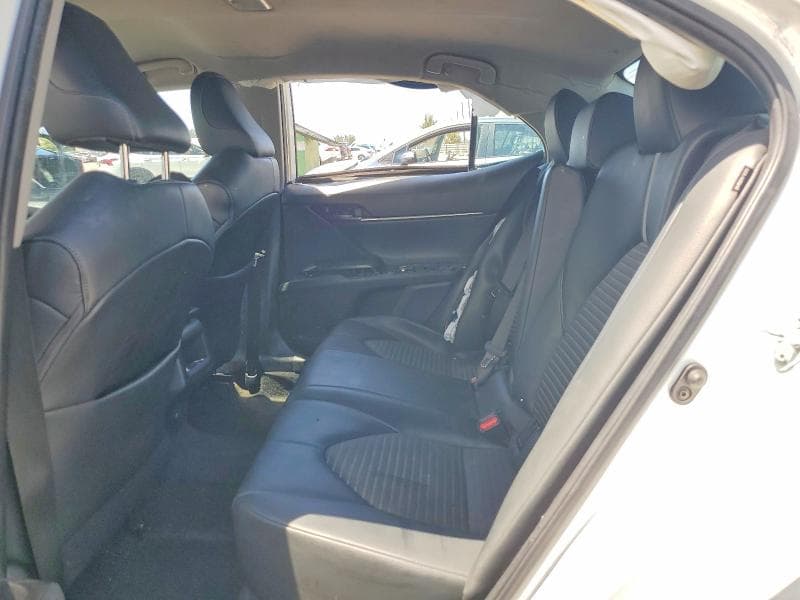2021 TOYOTA CAMRY SE 10
