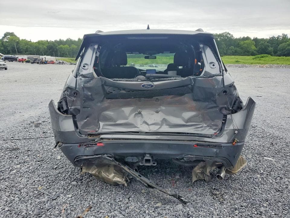 2022 FORD EXPLORER ST-LINE 6