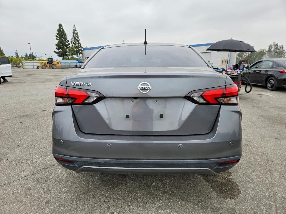 2020 NISSAN VERSA S 6
