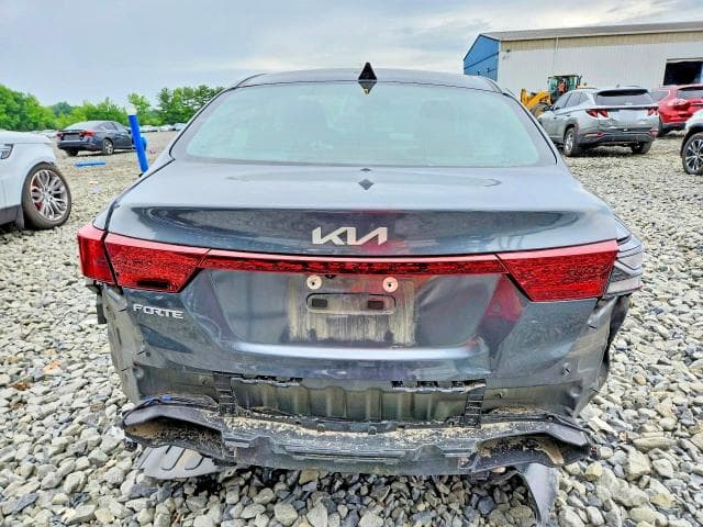 2022 KIA FORTE LXS 6