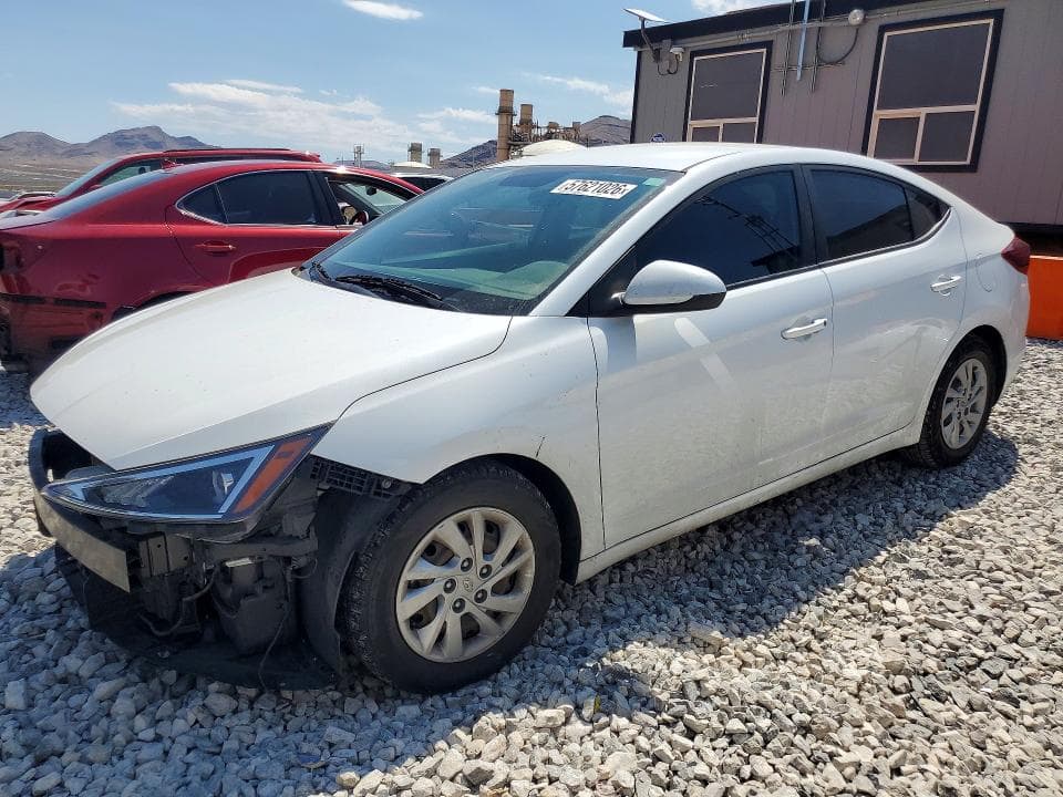 2019 HYUNDAI ELANTRA SE 1