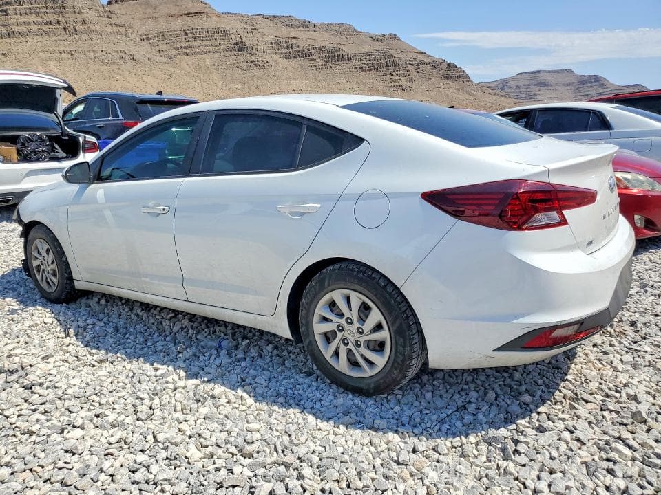 2019 HYUNDAI ELANTRA SE 2
