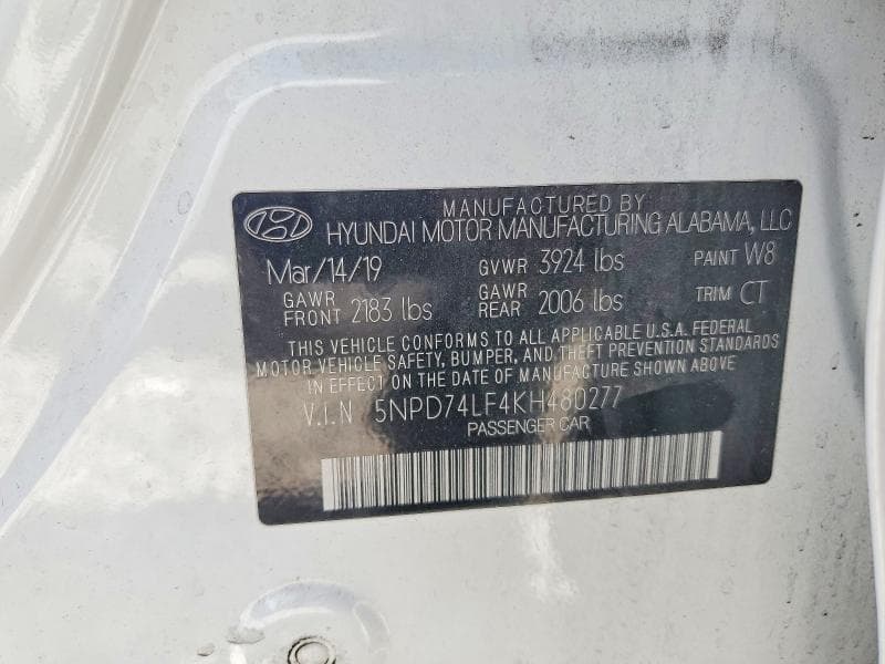 2019 HYUNDAI ELANTRA SE 13