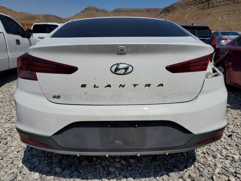 2019 HYUNDAI ELANTRA SE 6