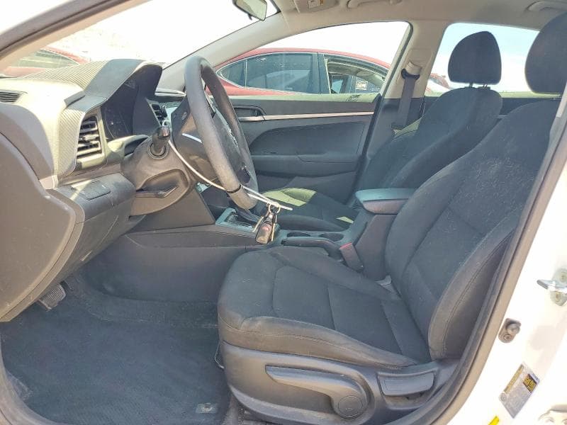 2019 HYUNDAI ELANTRA SE 7