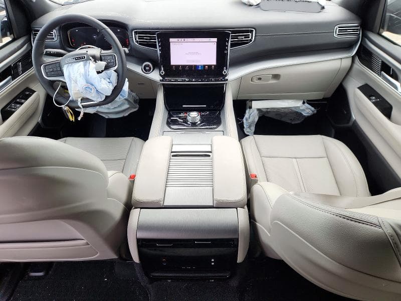 2025 JEEP WAGONEER SERIES I 8