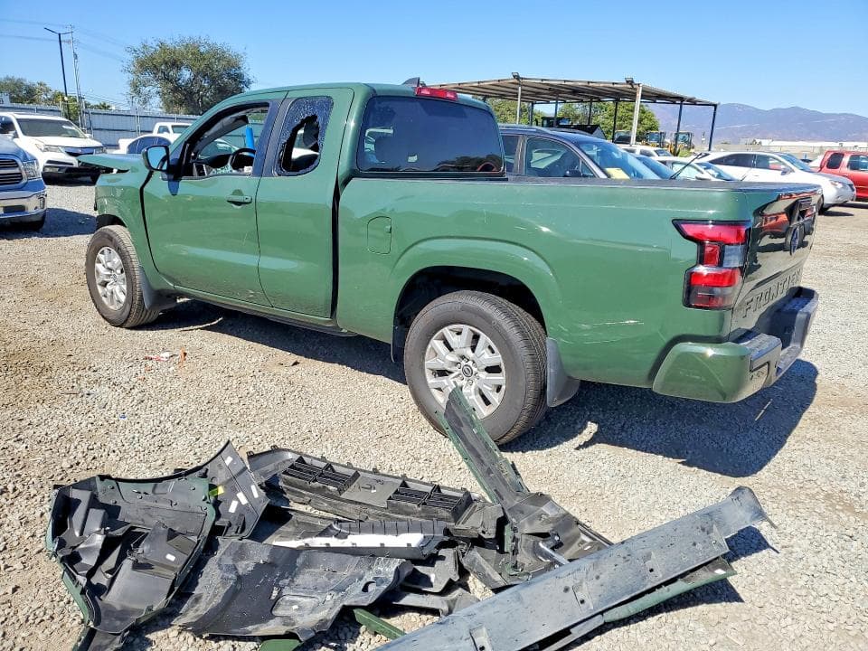 2023 NISSAN FRONTIER SV 2