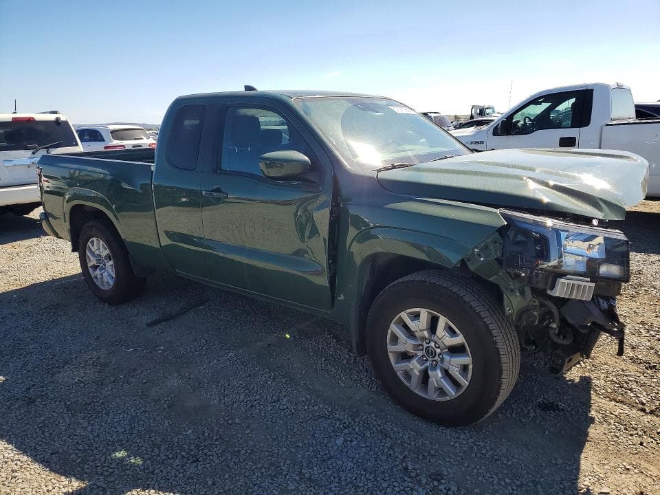 2023 NISSAN FRONTIER SV 4