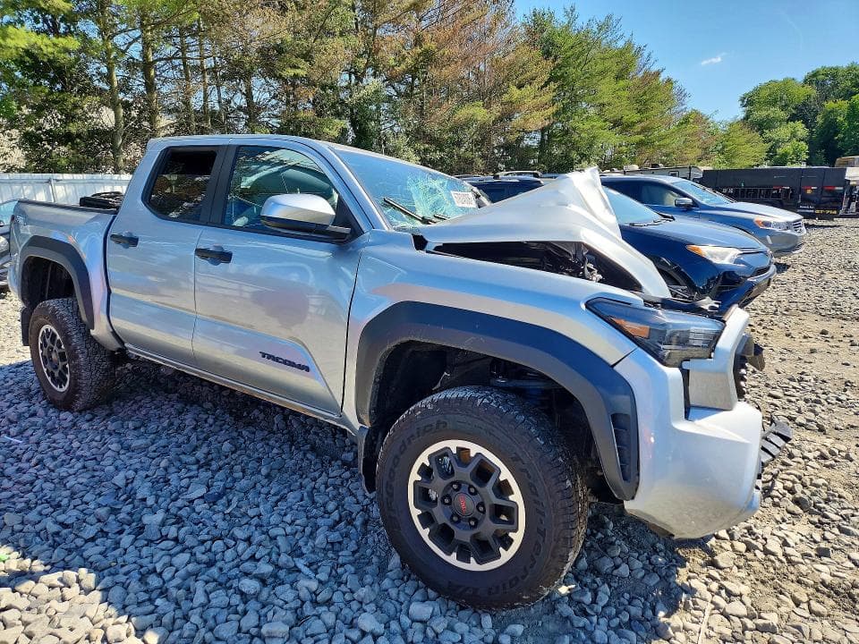 2025 TOYOTA TACOMA TRD OFF-ROAD 4