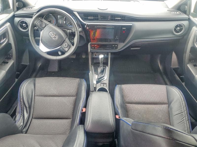 2017 TOYOTA COROLLA SE SE 8