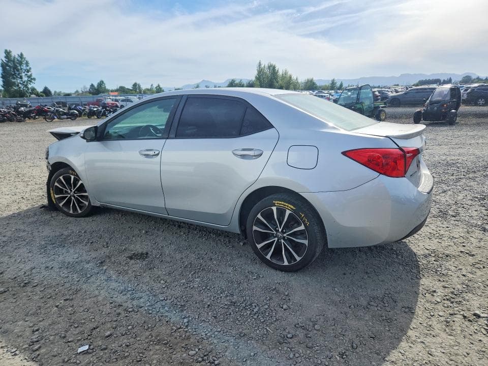 2017 TOYOTA COROLLA SE SE 2
