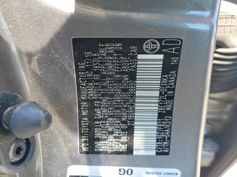 2017 TOYOTA COROLLA LE 12