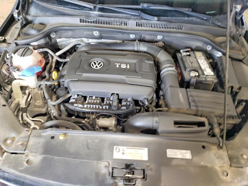 2017 VOLKSWAGEN JETTA GLI 11