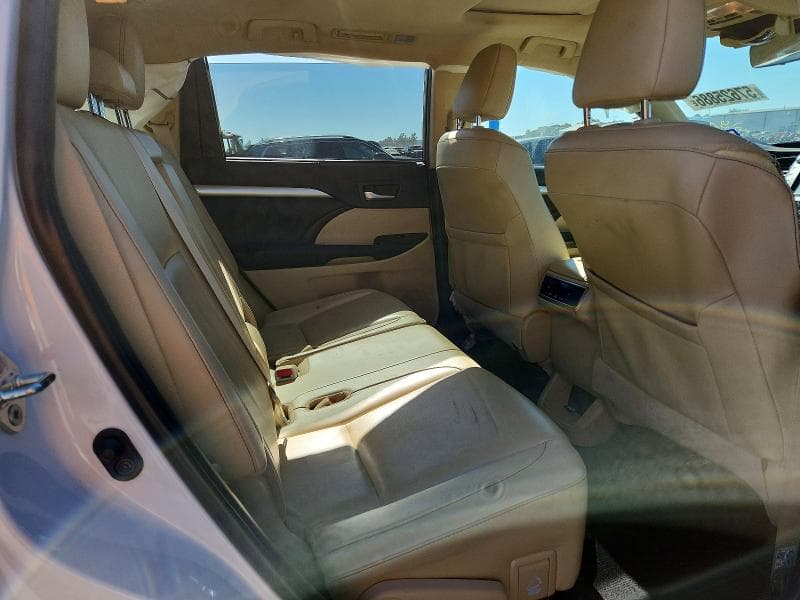 2019 TOYOTA HIGHLANDER XLE XLE 11
