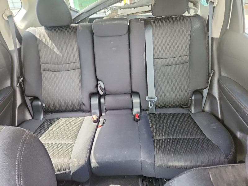 2019 NISSAN ROGUE S 10