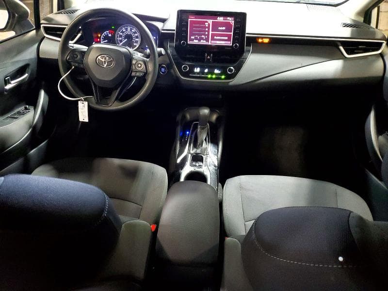 2021 TOYOTA COROLLA LE 8