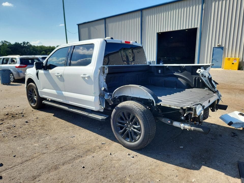 2026 FORD F150 LARIAT 2