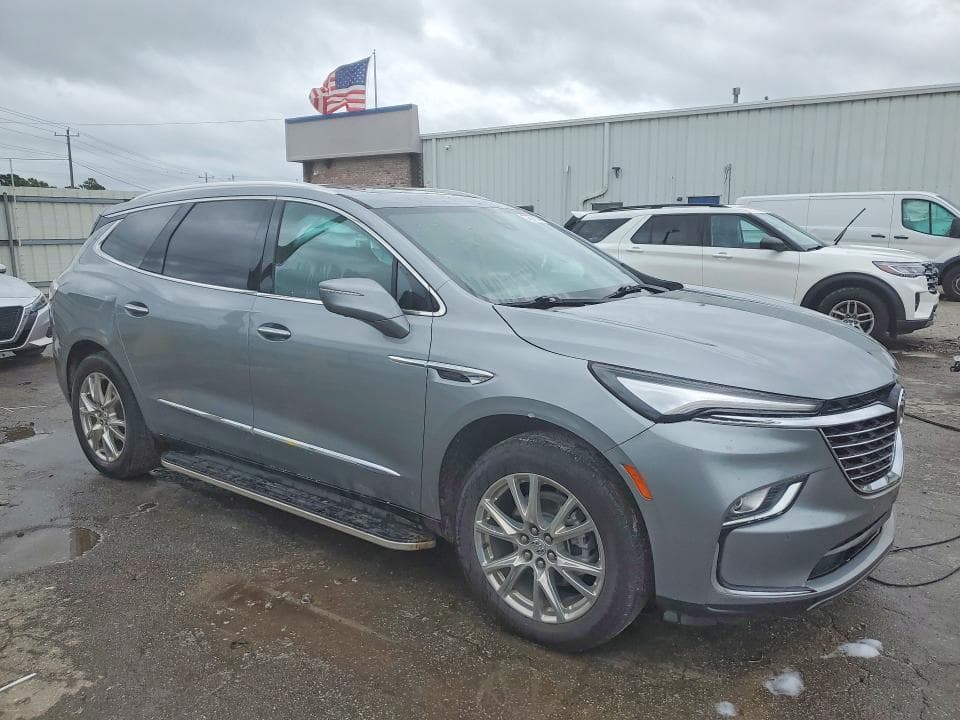 2023 BUICK ENCLAVE PREMIUM 4