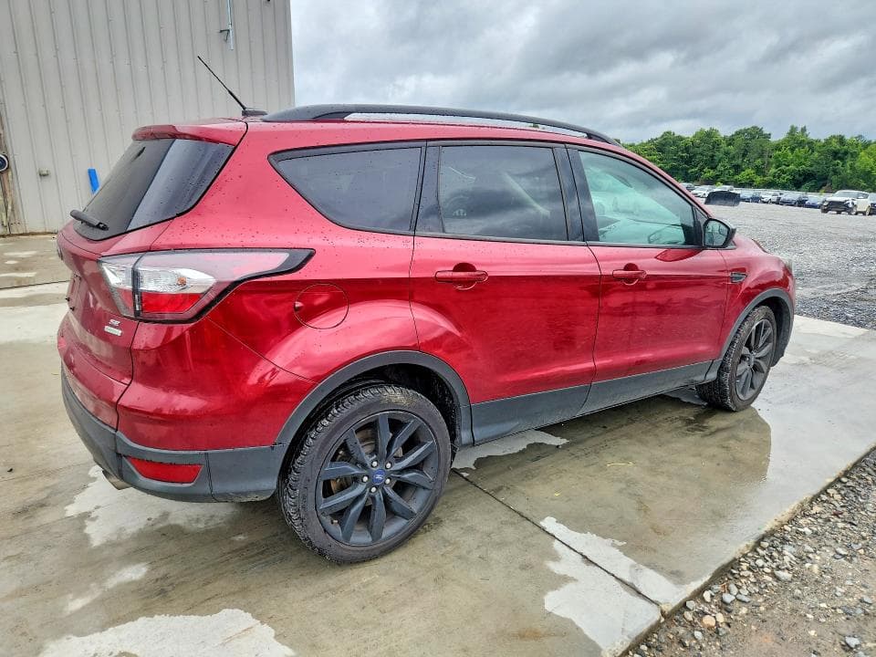 2018 FORD ESCAPE SE 3