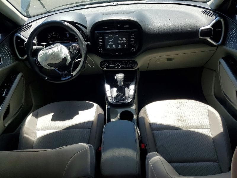 2021 KIA SOUL LX 8