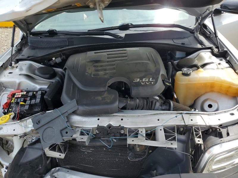 2022 CHRYSLER 300 TOURING 11