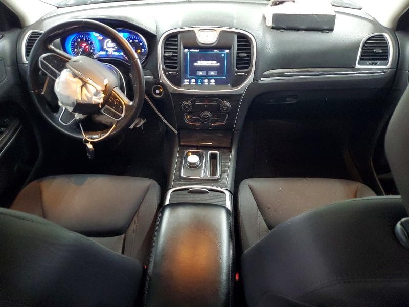 2022 CHRYSLER 300 TOURING 8
