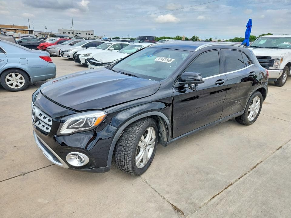 2020 MERCEDES-BENZ GLA 250 250 - 1