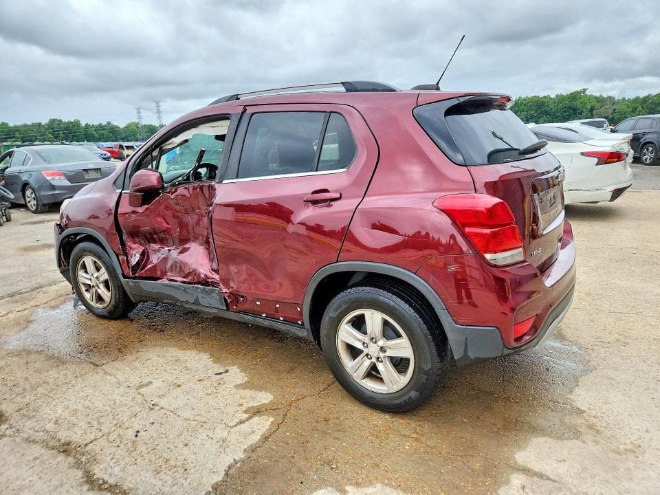 2017 CHEVROLET TRAX 1LT 2