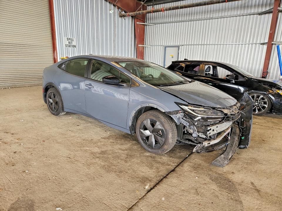2023 TOYOTA PRIUS LE 4