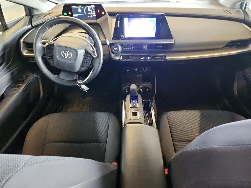 2023 TOYOTA PRIUS LE 8