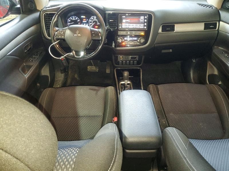 2018 MITSUBISHI OUTLANDER 8