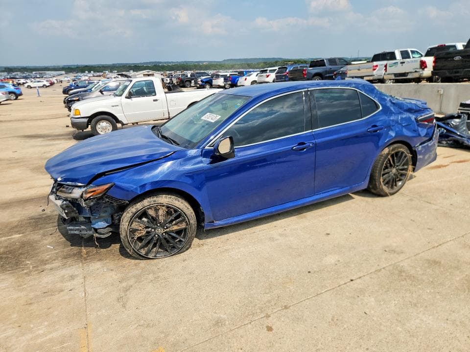 2024 TOYOTA CAMRY XSE - 1