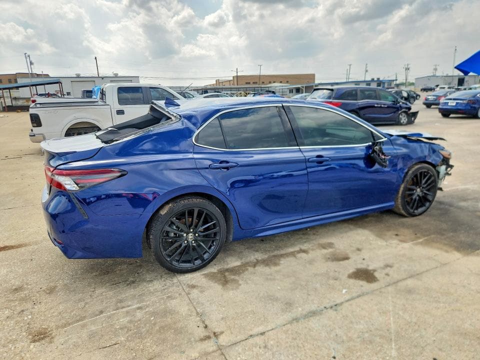 2024 TOYOTA CAMRY XSE 3