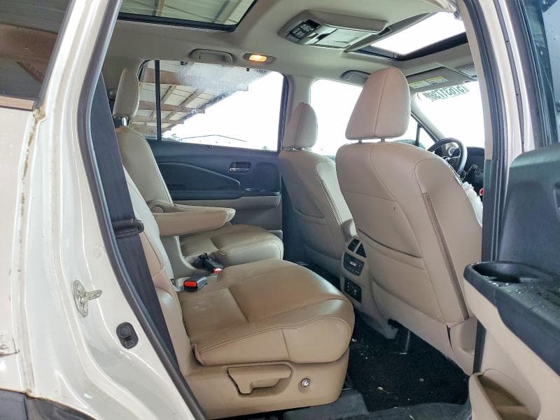 2017 HONDA PILOT ELITE 11