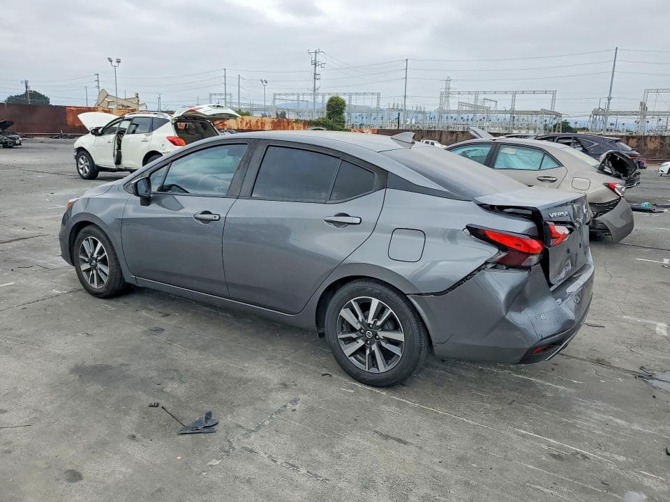 2021 NISSAN VERSA SV 2